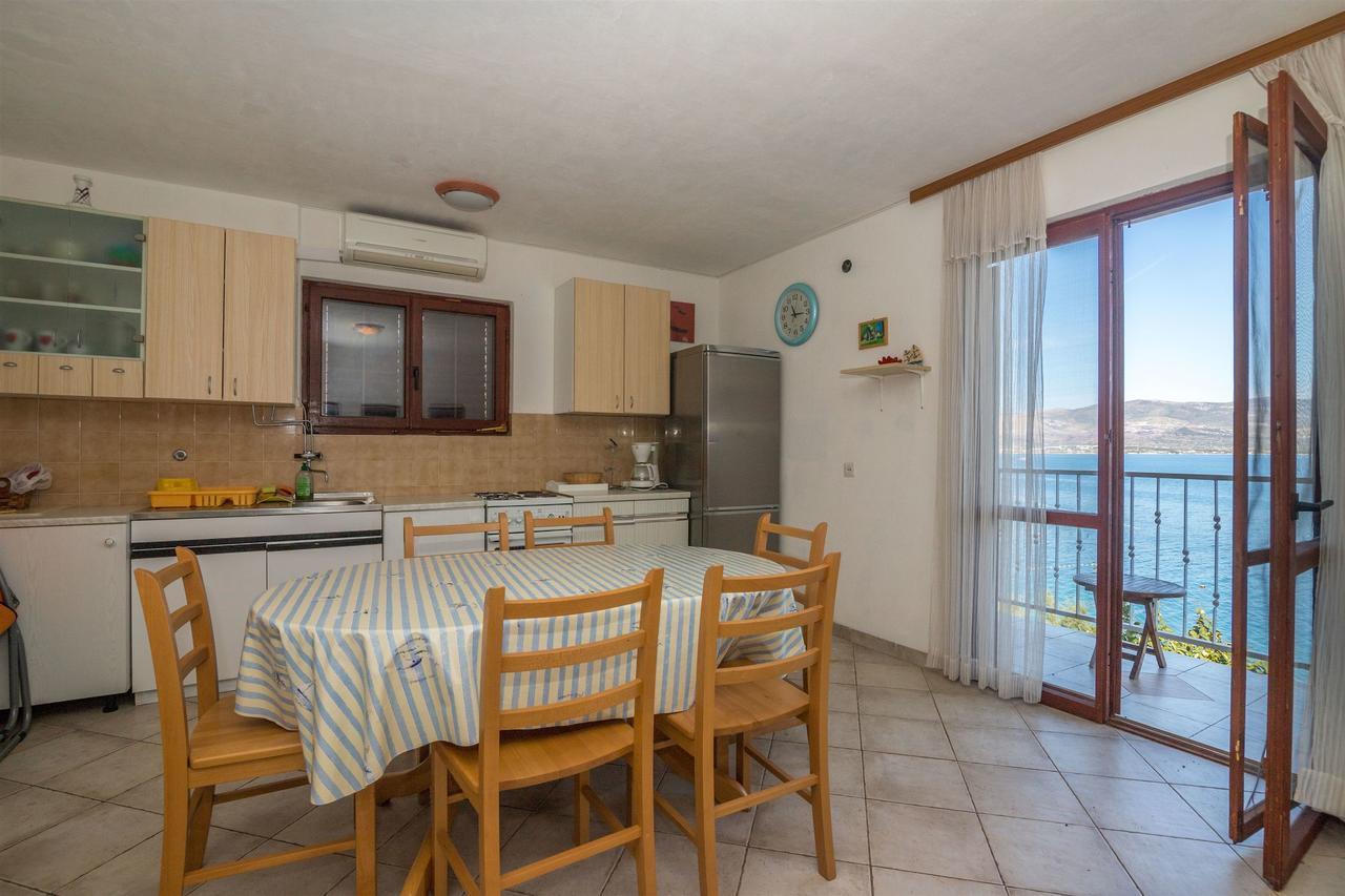 Apartments Ivan Slatine Extérieur photo